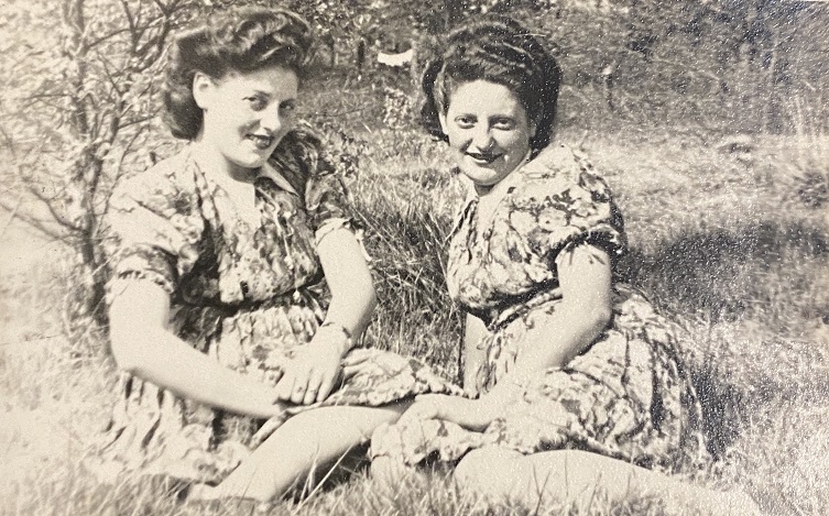 MyHeritage gebruiker vindt afstammelingen van de zusters die haar overgrootvader redde van de nazi’s
