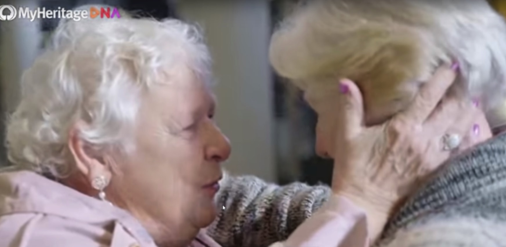 MyHeritage DNA brengt twee zussen van beide kanten van de wereld samen