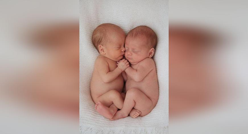 Tweeling 39 dagen na elkaar geboren