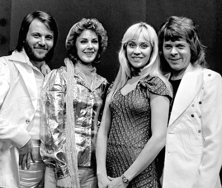 Van links naar rechts: Benny Andersson, Anni-Frid Lyngstad, Agnetha Fältskog en Björn Ulvaeus, 1976.